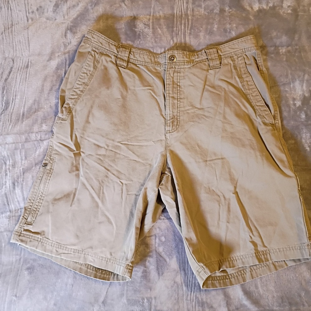 Columbia Mens 36 Tan Khaki Cotton Cargo Utility Hiking Shorts 11 Inseam Trail